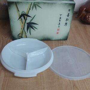 White Divided Serving Dish with Lid Tupperware